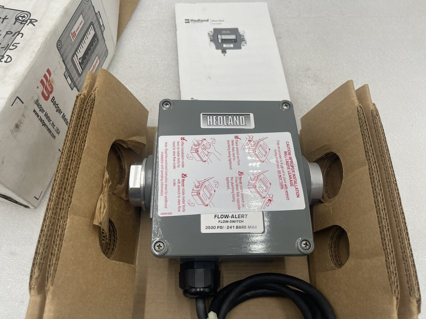 * NEW * Hedland Flow-Alert Meter Switch H700A-030F1 Stock 3324